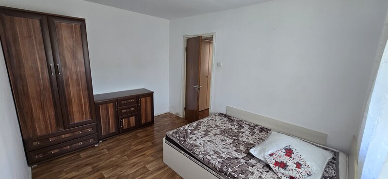 Dristor, metrou, stradal, etajul 6, mobilat.