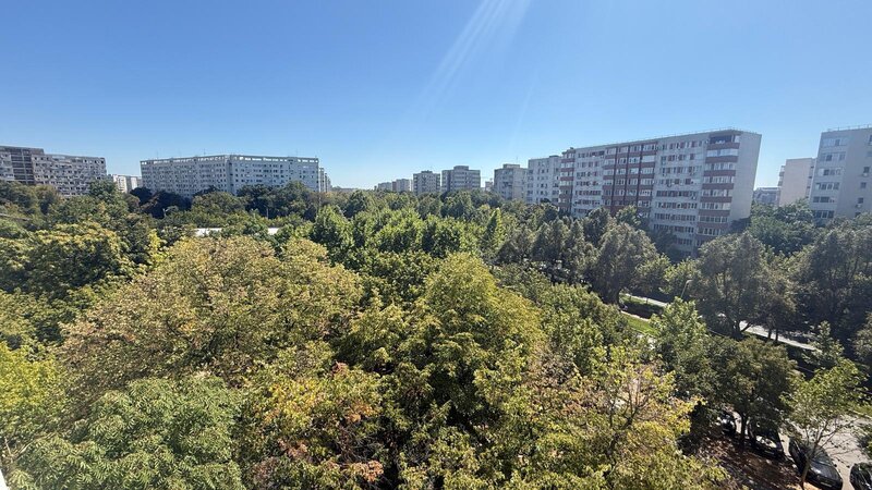 Dristor, metrou, stradal, etajul 6, mobilat.